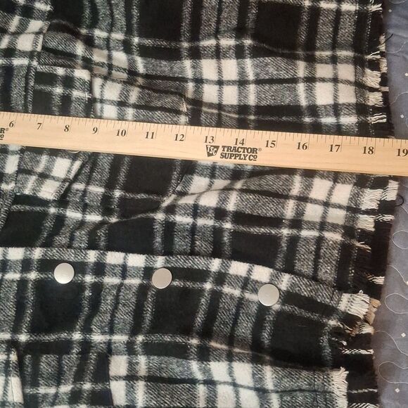 HYFVE Plaid Jacket size large - Picture 7 of 7